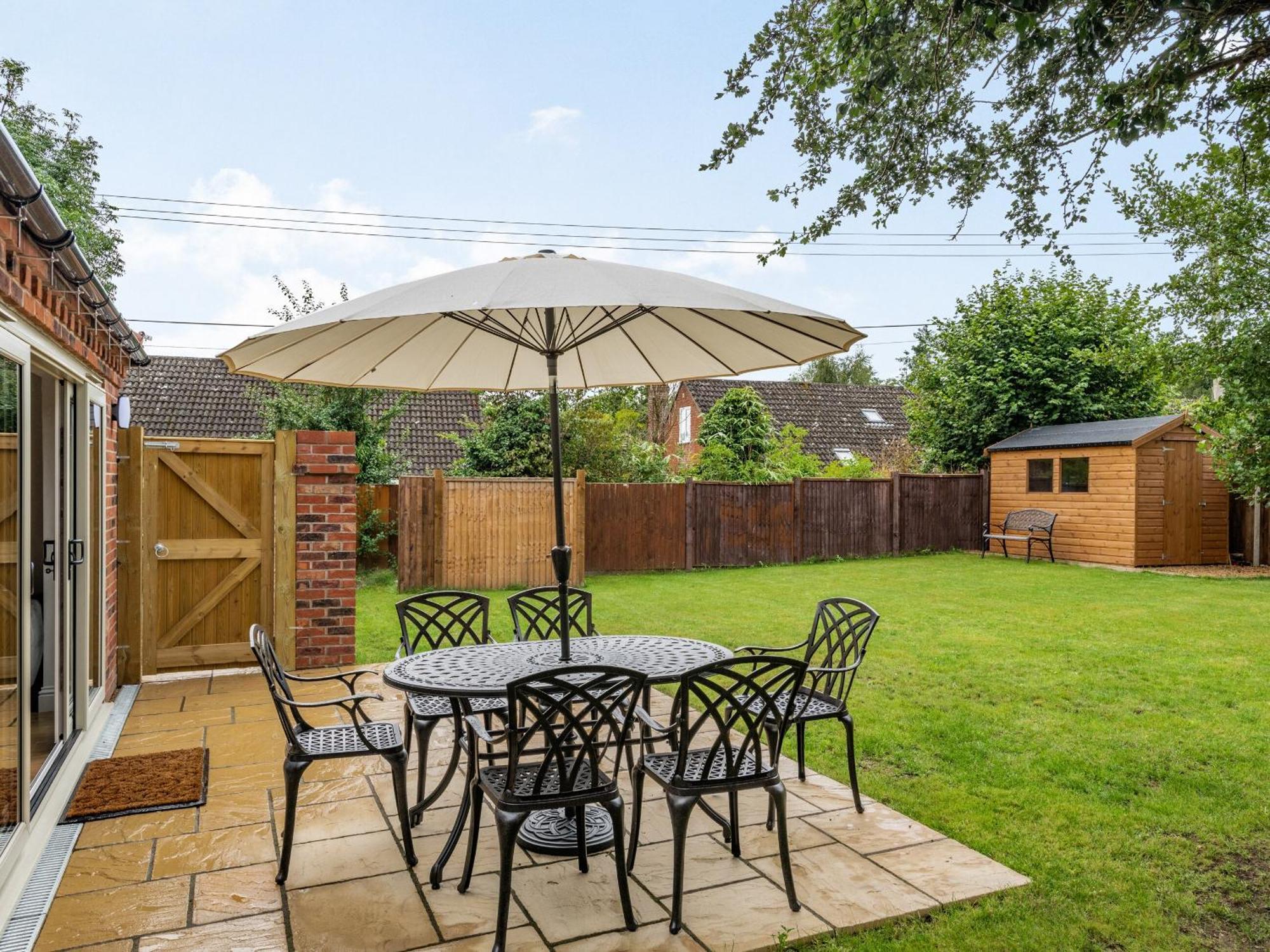 Clematis Cottage Thorpe Market エクステリア 写真